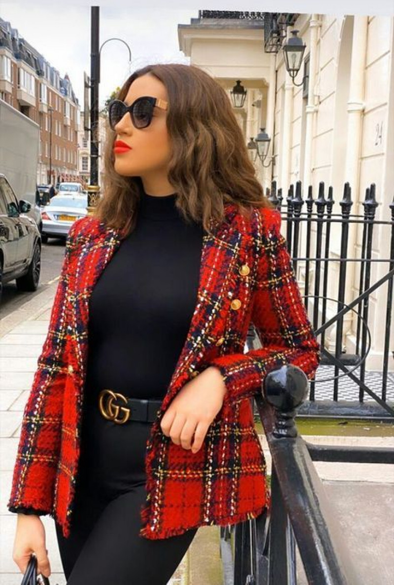 Red Wool Coat  Ideas With Black Jeans, Tartan: 