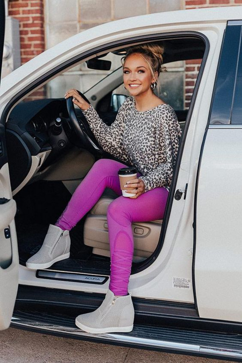 Leopard Print and Magenta Leggings: Edgy Errand Day Look: high-rise,  motor vehicle,  automotive exterior,  impressions online boutique,  hustle and glow high waist mesh legging,  vehicle door  