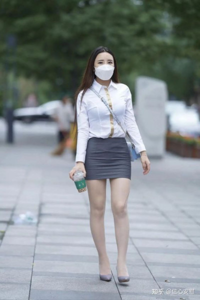 Clothing chic with skirt, t-shirt, miniskirt: leather skirt,  tight mini skirt  