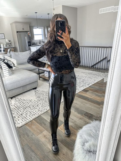 Classy style with denim, t-shirt, trousers, leggings, sweatpants: crop top,  high-rise,  black hair,  fittoo – leggings en faux cuir pour femmes, taille haute, extensible, noir, slim, sexy, slim,  