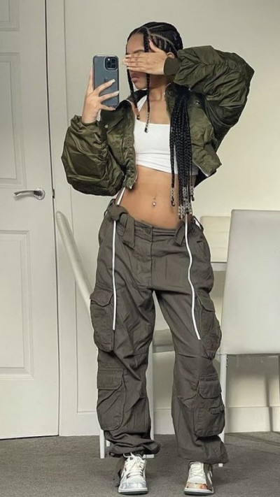 Adorable looks with jeans, t-shirt, trousers, cargo pants: wide-leg jeans,  white trainer,  cargo pants,  grey casual trouser,  green jackets and coat,  white upper,  white and grey,  white Upper and grey casual trouser  
