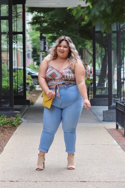 Plus size crop top outfit ideas: plus size crop top,  plus-size clothing,  crop top,  plus size crop tops,  addition elle  